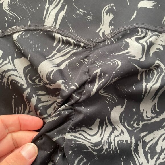 Gymshark Women’s Black Gray Marble Scrunch Leggings S - Picture 7 of 7